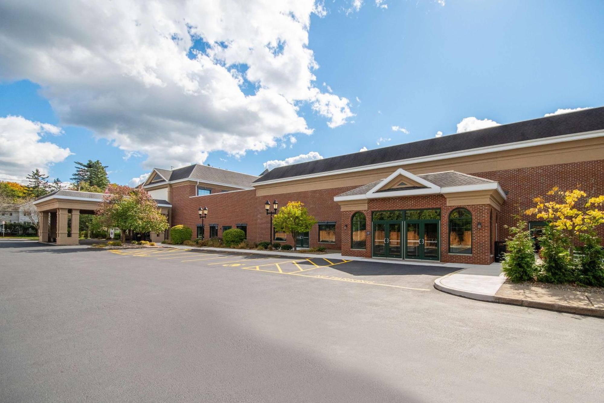Hampton Inn East Aurora Dış mekan fotoğraf